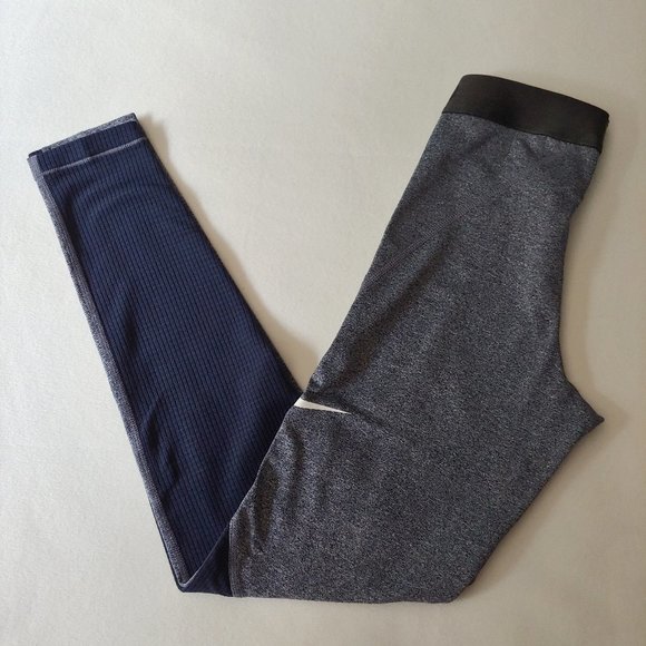 NIKE Pro Warm Training Tight Fit Charcoal Small - Picture 1 of 8